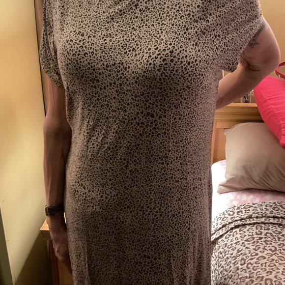 Amazon Essential Dress - Picture 3 of 7